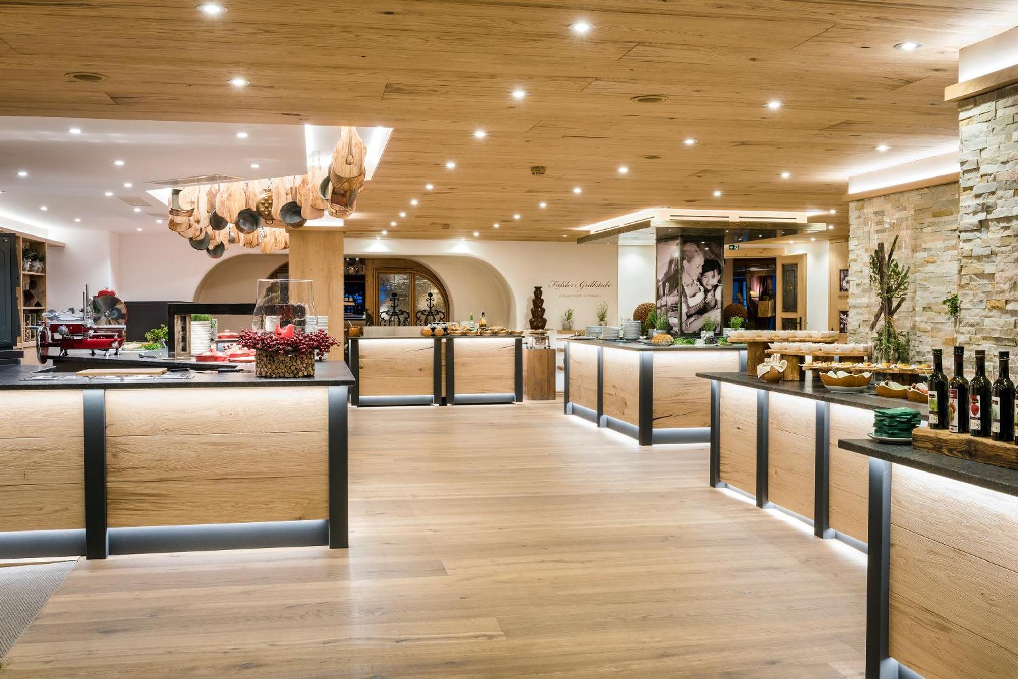 Sonnenalp Resort 奥夫特尔施旺 外观 照片